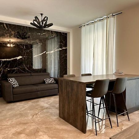 Magic Place Bergamo! Classy Apartment In The Heart Of The City エクステリア 写真