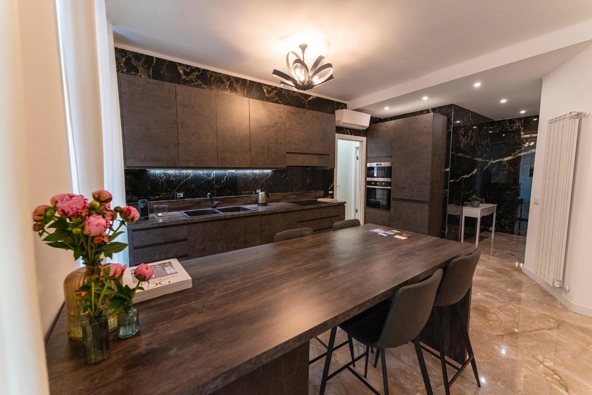Magic Place Bergamo! Classy Apartment In The Heart Of The City エクステリア 写真